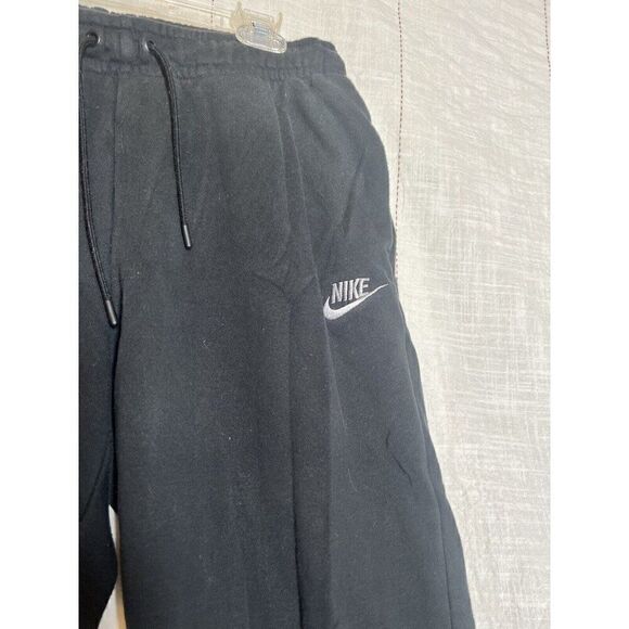 Nike Club Fleece Jogger Sportswear Pants Women's M Black BV4095-010.    Ee - Picture 4 of 9
